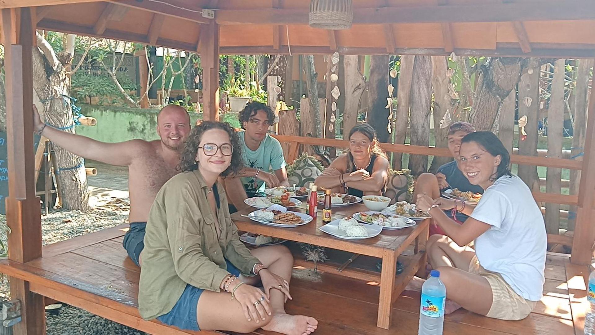 Pelangi Homestay Bungalow Gili Gede Sekotong Exteriör bild