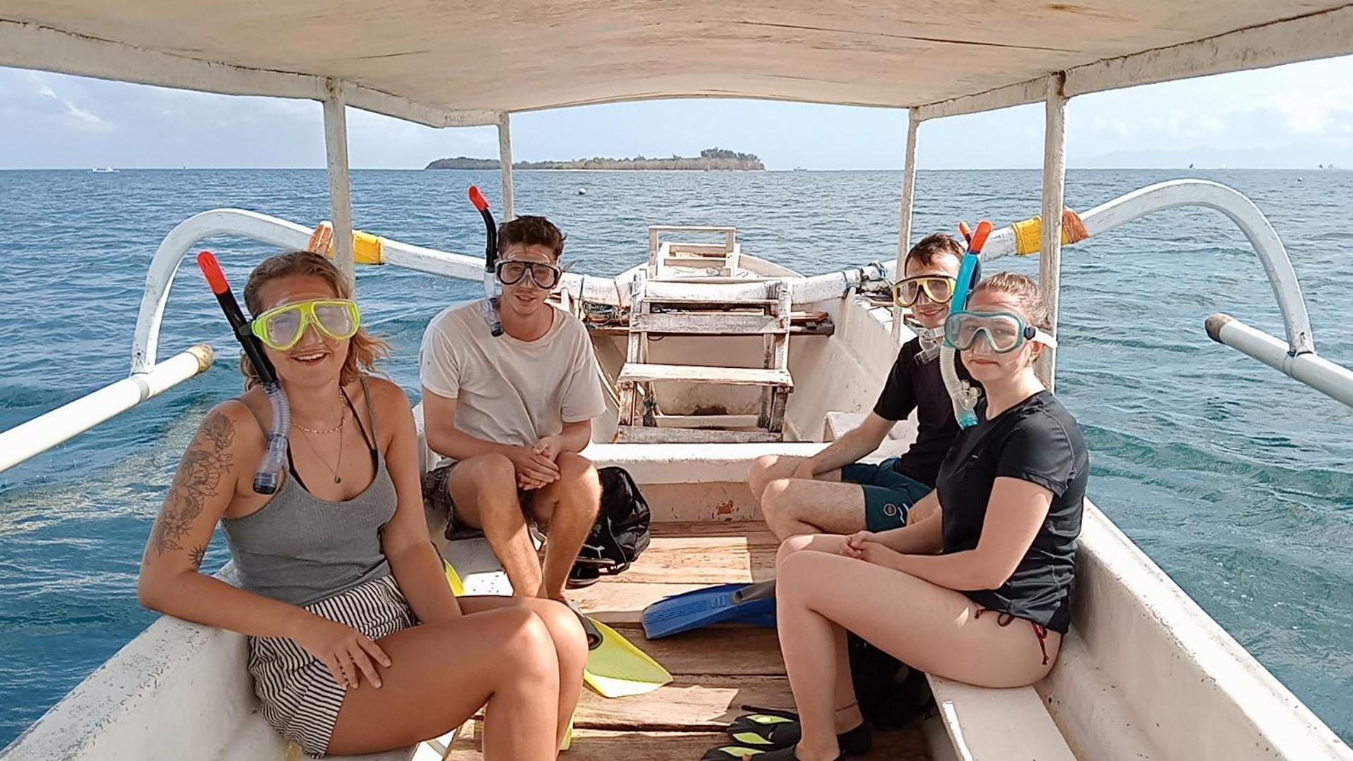 Pelangi Homestay Bungalow Gili Gede Sekotong Exteriör bild