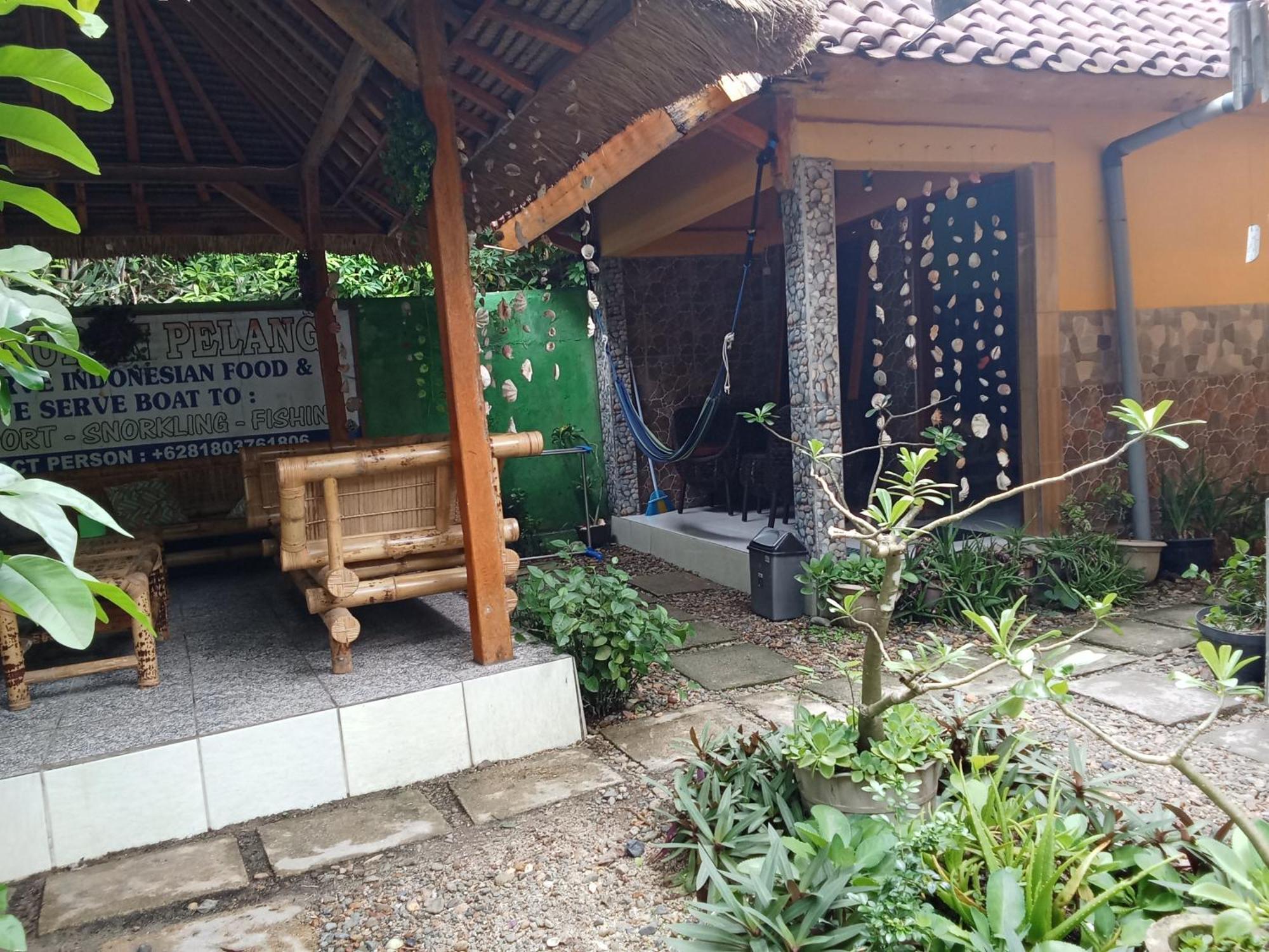 Pelangi Homestay Bungalow Gili Gede Sekotong Rum bild